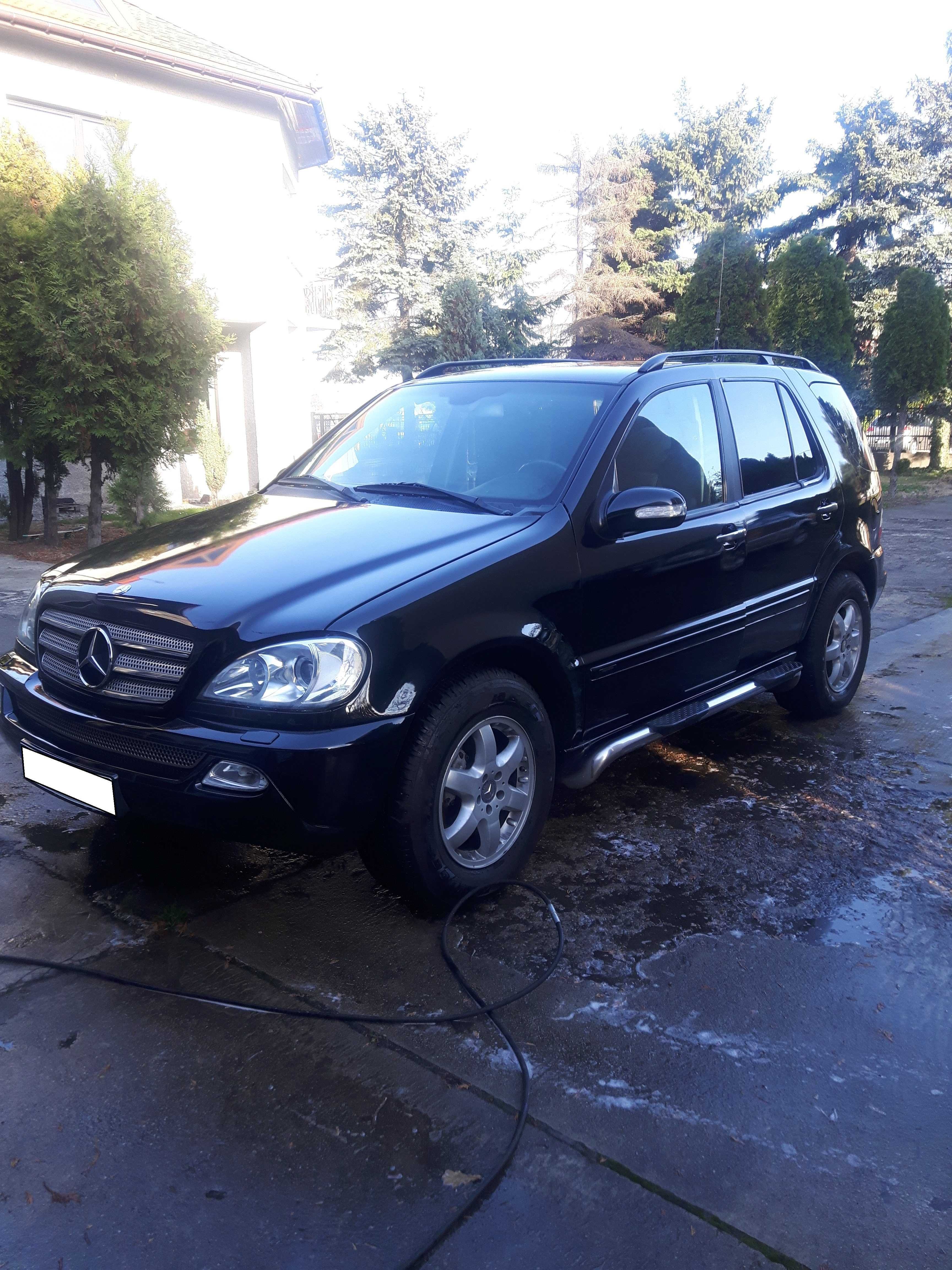 Mercedes-Benz ML W163