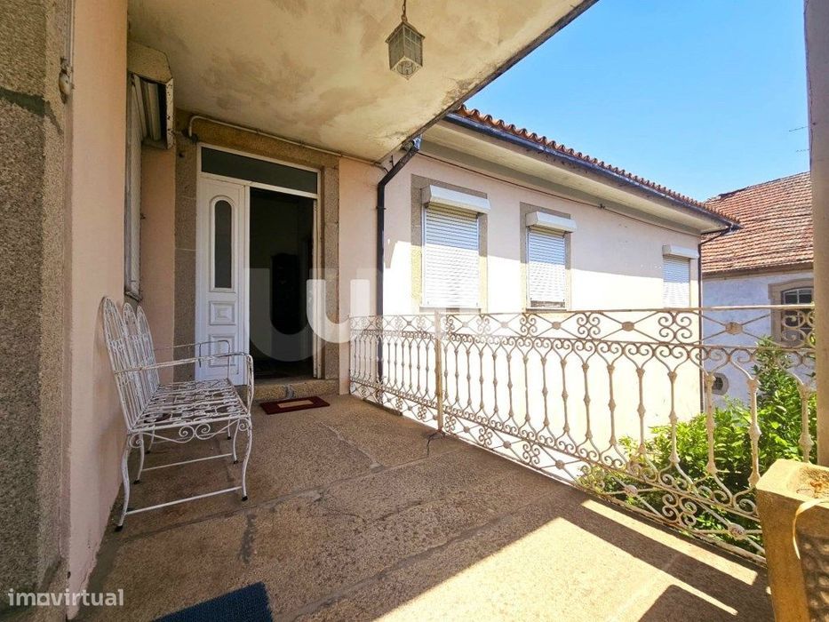 Moradia Isolada T4 - Áreas Amplas