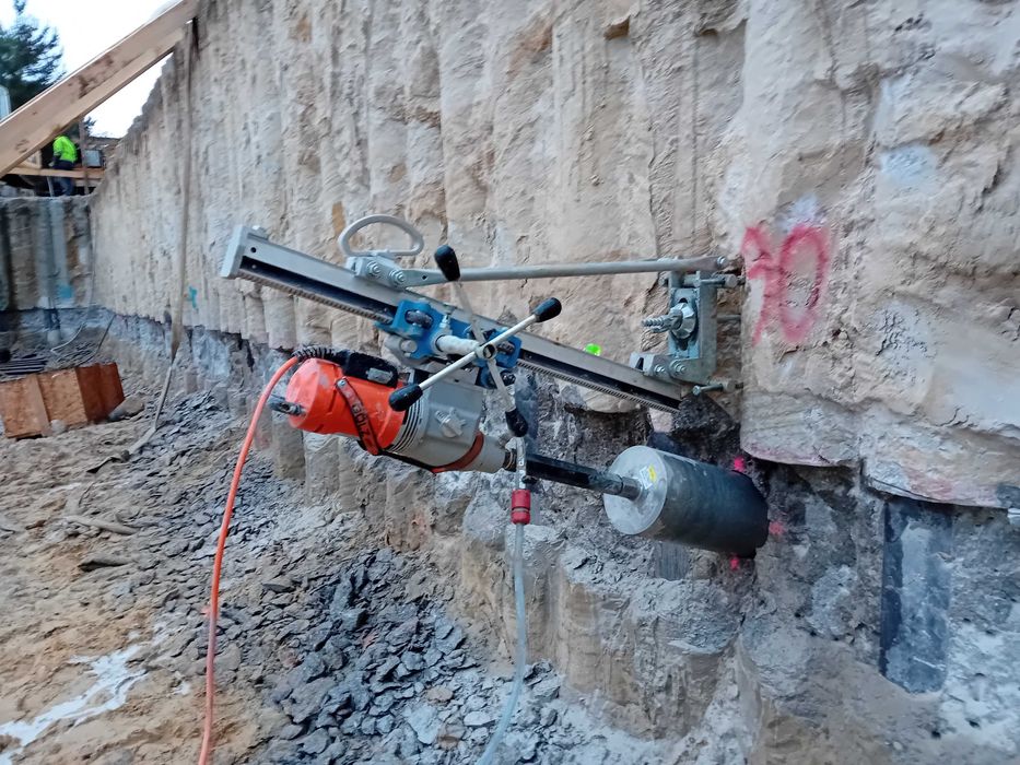 Technika diamentowa Wiercenie otworów Cięcie Kucie betonu