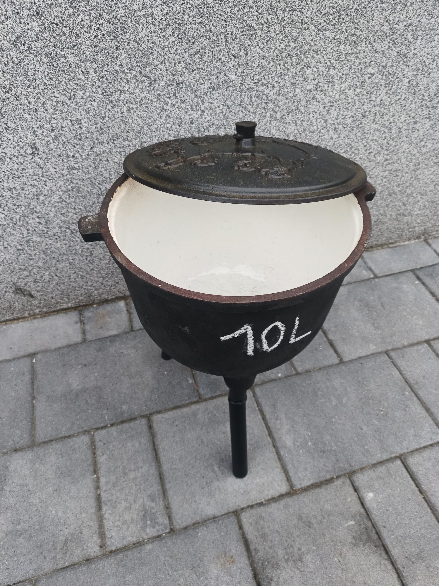 Stare żeliwny garnek na pieczonki10l
