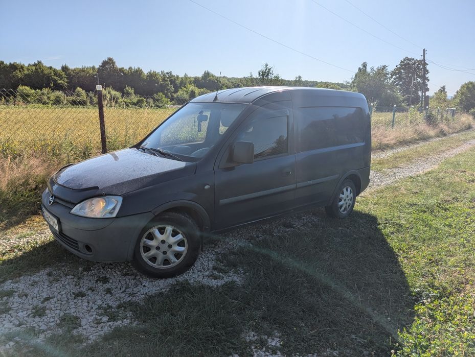Opel Combo 2006р. 1.3 дизель  з кондиціонером  Терміново!