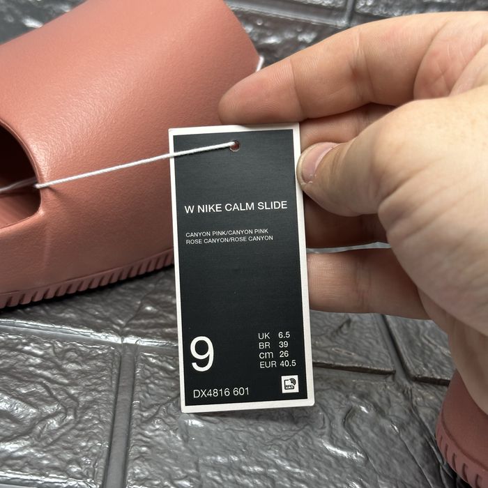 Жіночі слайдери Nike Calm Slide DX4816-601 тапочки