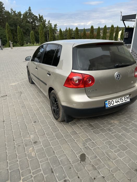 Продається гольф 5