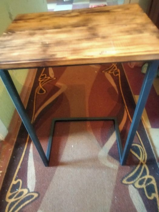 Стол приставной в стиле лофт