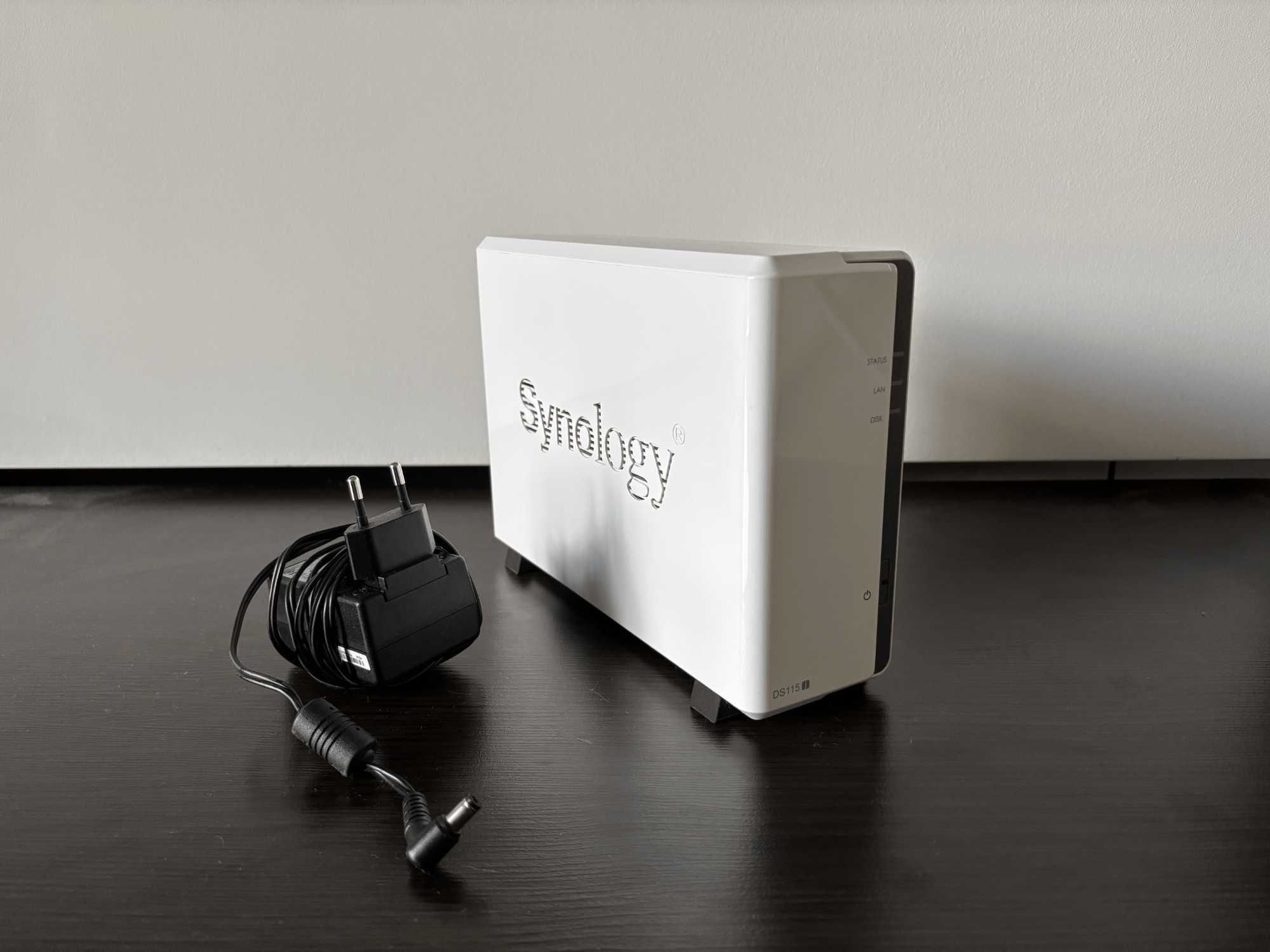 Serwer NAS: Synology DS115j + Dysk HDD 1TB WD Red