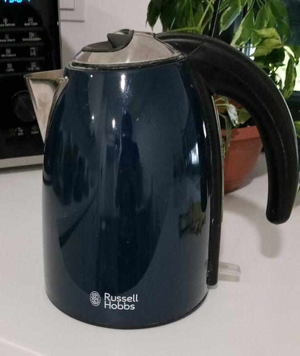 Chaleira Russell Hobbs