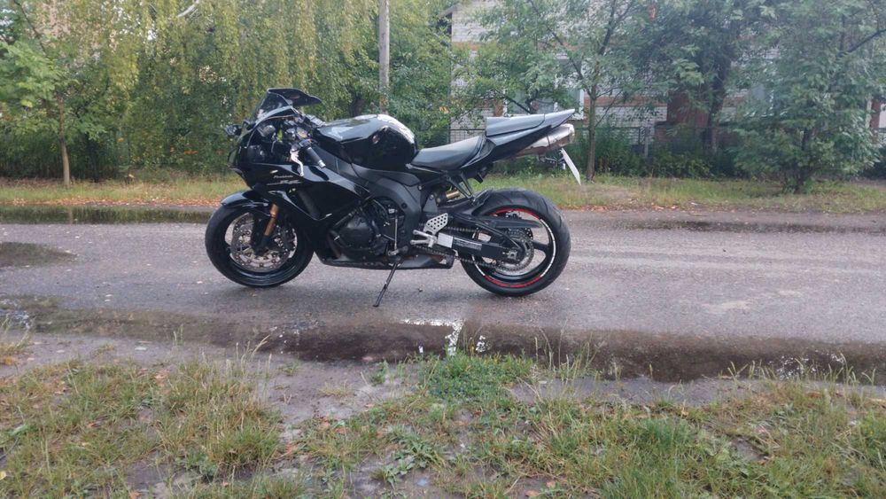 Хонда сбр 1000рр 2006 року