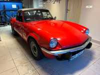 Triumph Spitfire Triumph Spitfire czerwony kabriolet na lato