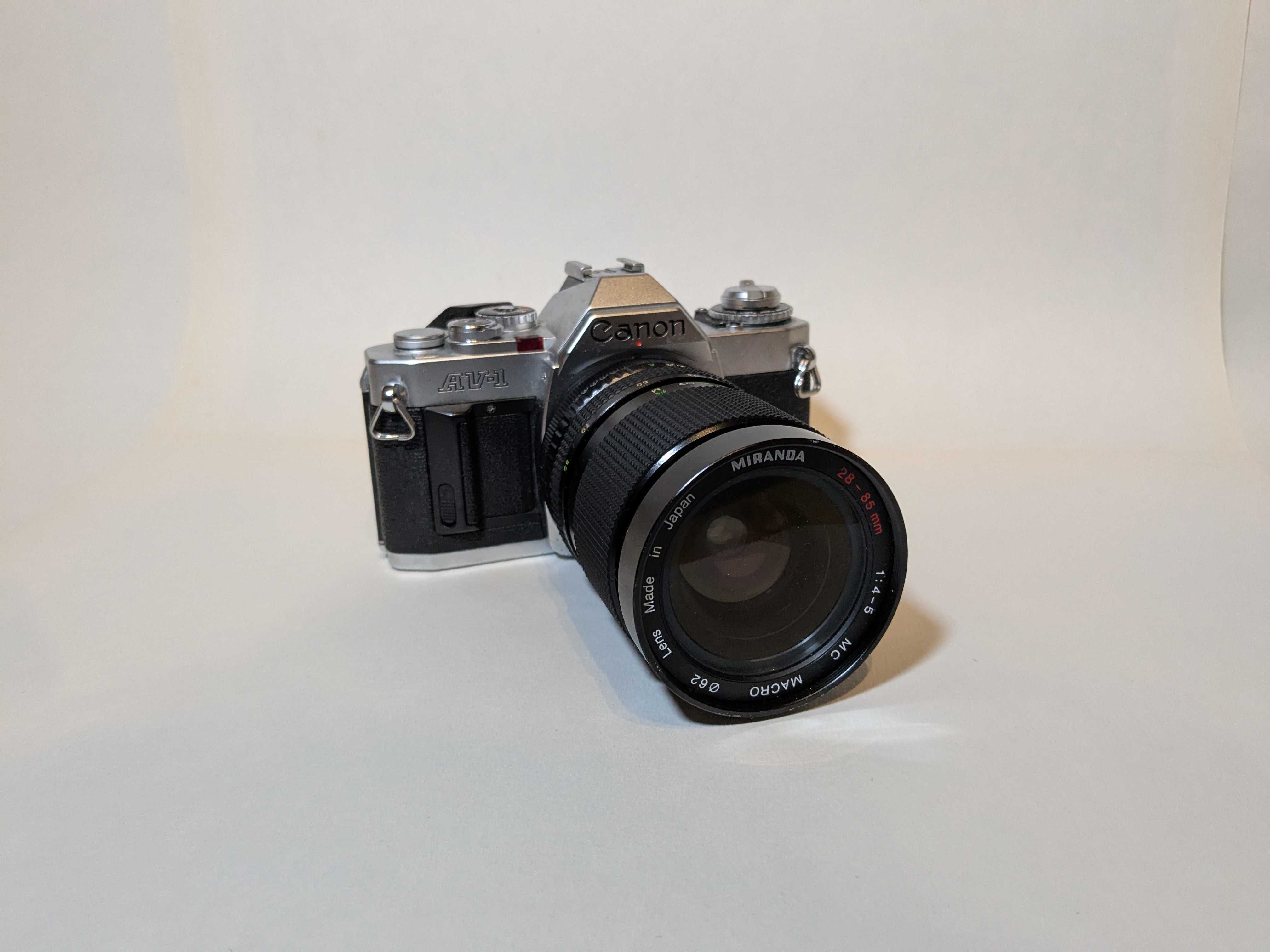 Kolekcja aparatów Canon EOS analogi cyfrowe i manualne