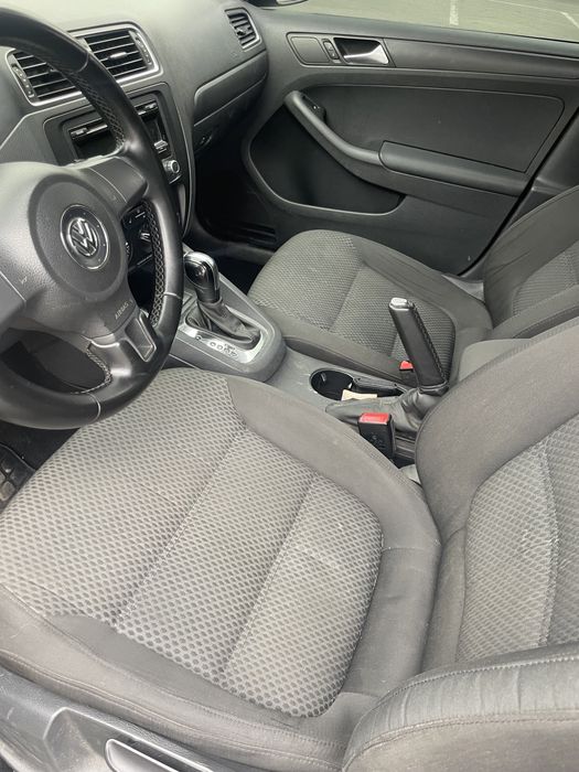 Продам Volkswagen jetta 6