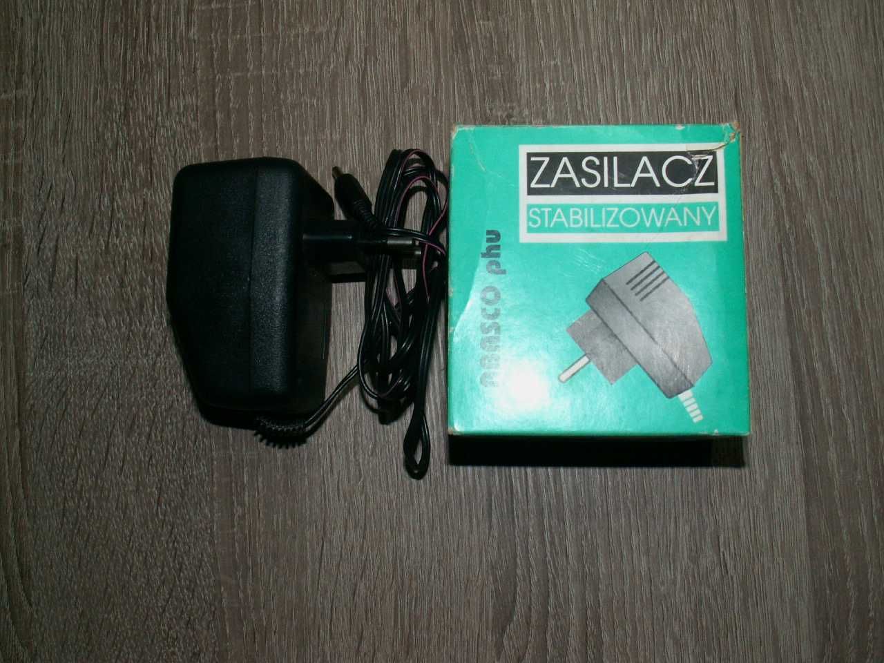 Zasilacz stabilizowany ST 4VA wtyczka 3,3/1,3