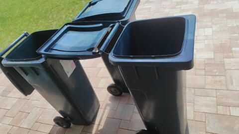 Kosz na śmierci pojemnik 120L