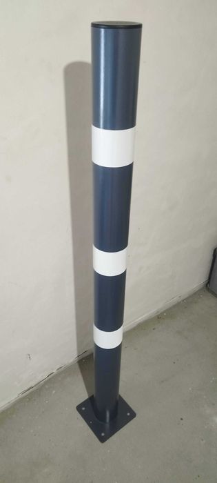 SŁUPEK parkingowy 100 cm x Ø60 grafitowo-biały z podstawą