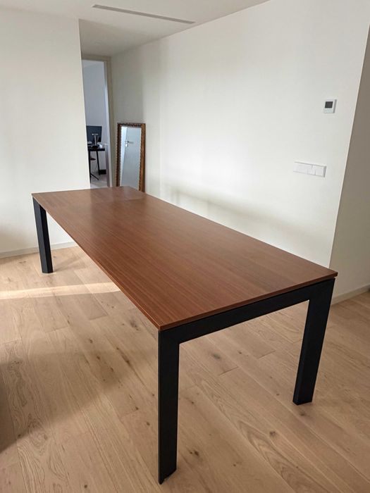 Mesa jantar BoConcept extensível 182cm a 242cm - Oportunidade!