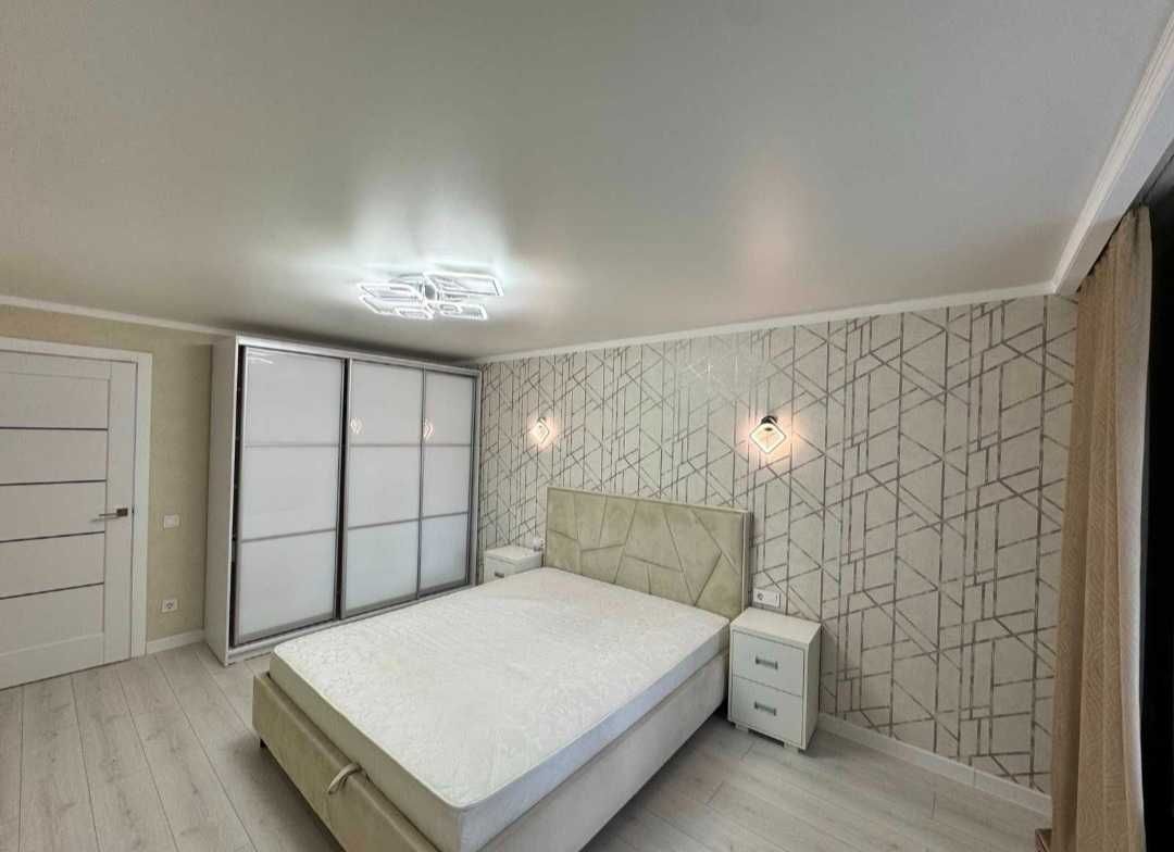 Продам 1 Комн. квартиру на Таирова р-н Сити центра