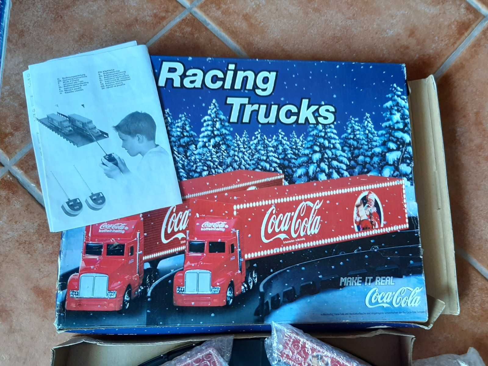 Coca Cola Racing Trucks Novo