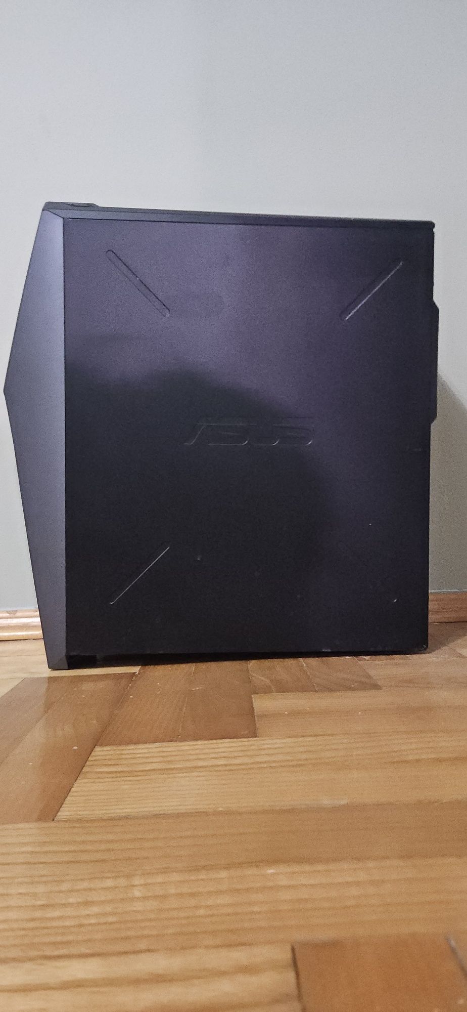 ASUS ROG Strix GL10CS i5-8400 GTX 1050 32GB RAM