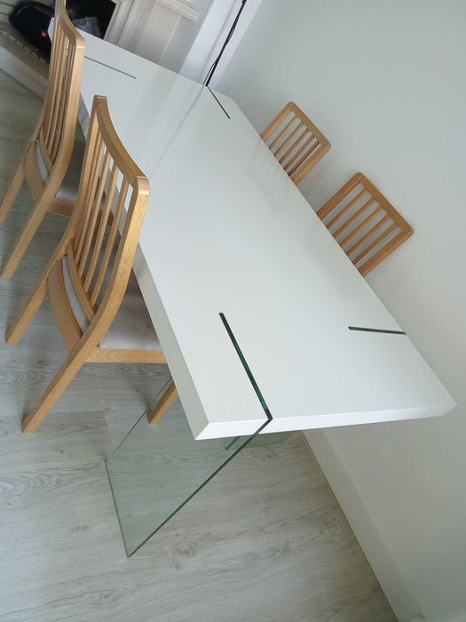 Mesa e cadeiras pra sala ou cozinha