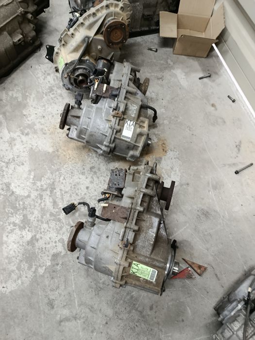 Роздатка раздатка Kia Sorento 2.5 CRDi 47300-4С110 47300-3С200