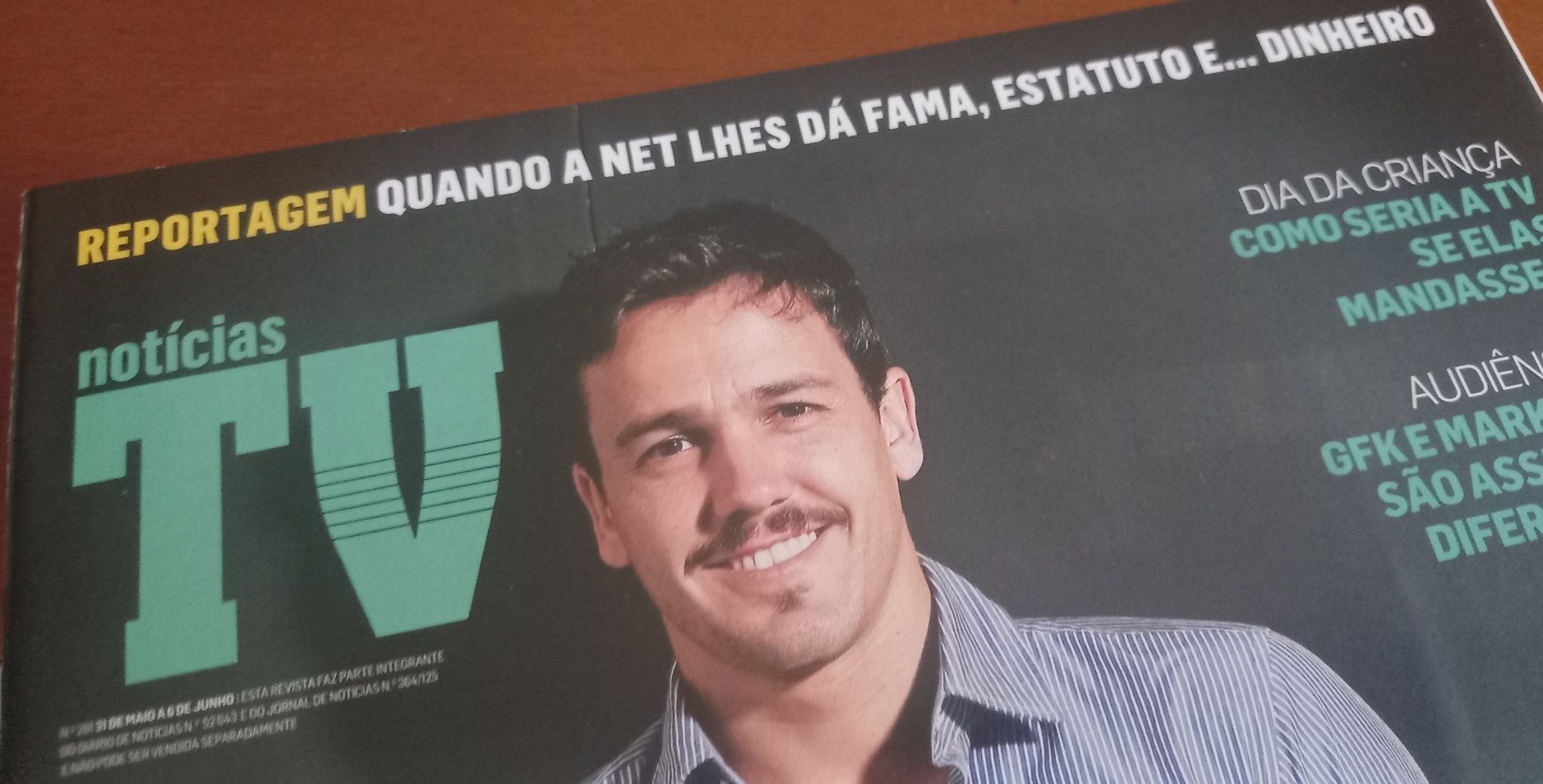 Fátima Lopes 2013, 2014 e 2018 revistas e recorte