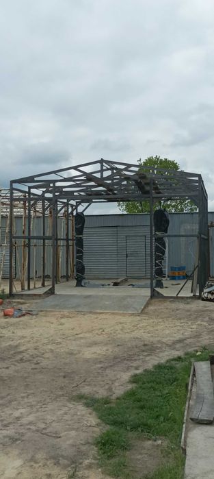 Spawanie hal, garaży i konstrukcji stalowych