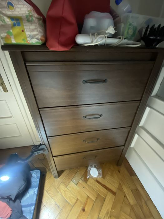 Cómoda IKEA para dar