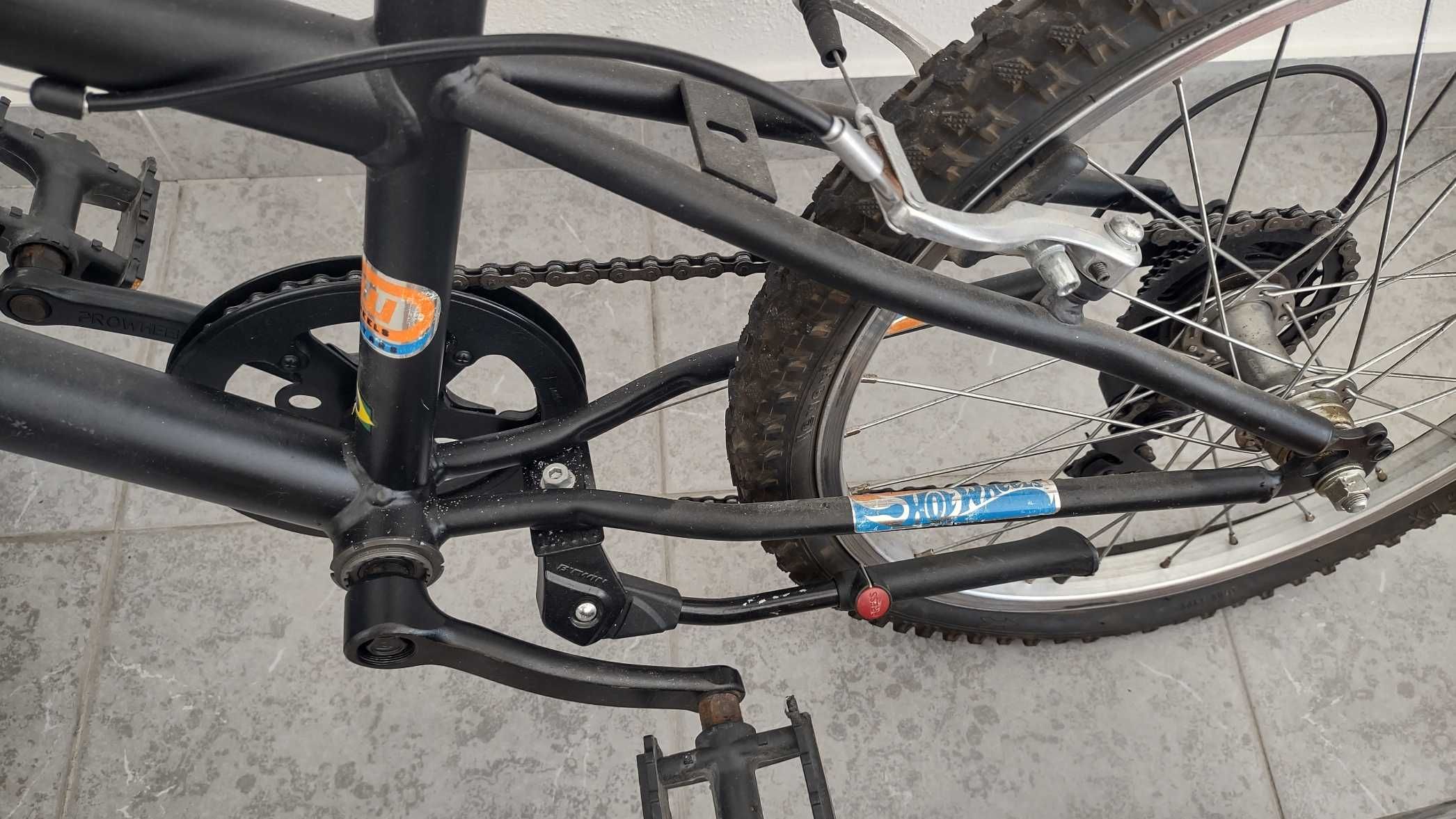 ** Bicicleta crianças CALOI HOTWHEELS 20" c/ 7 velocidades SHIMANO **