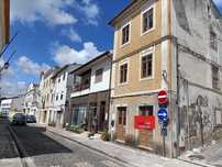 Prédio para remodelação no centro histórico de Montemor-O-Velho