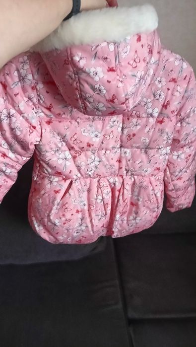 Курточка для дівчинки