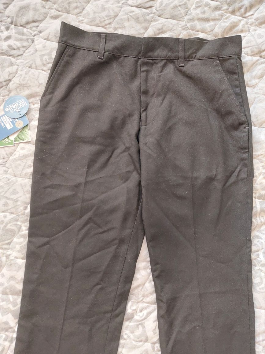 Новые школьные брюки для мальчика р.158