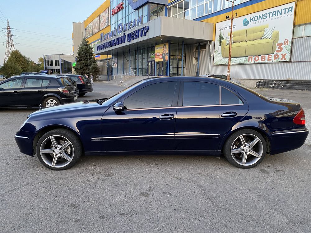 Продам Mercedes w211 3.0 v6 cdi