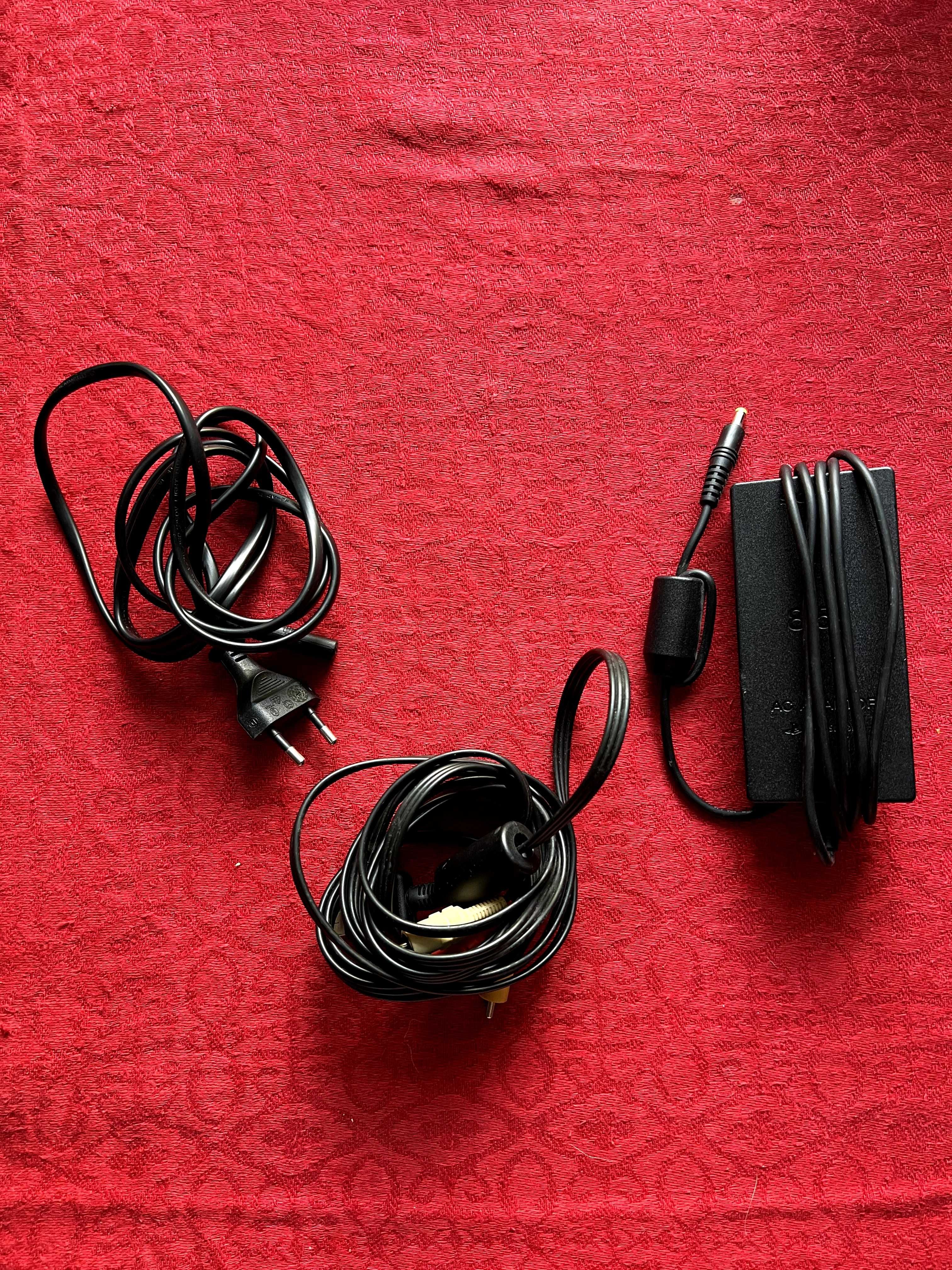 PS2 slim com 2 comandos + FIFA 7 & NFS Underground