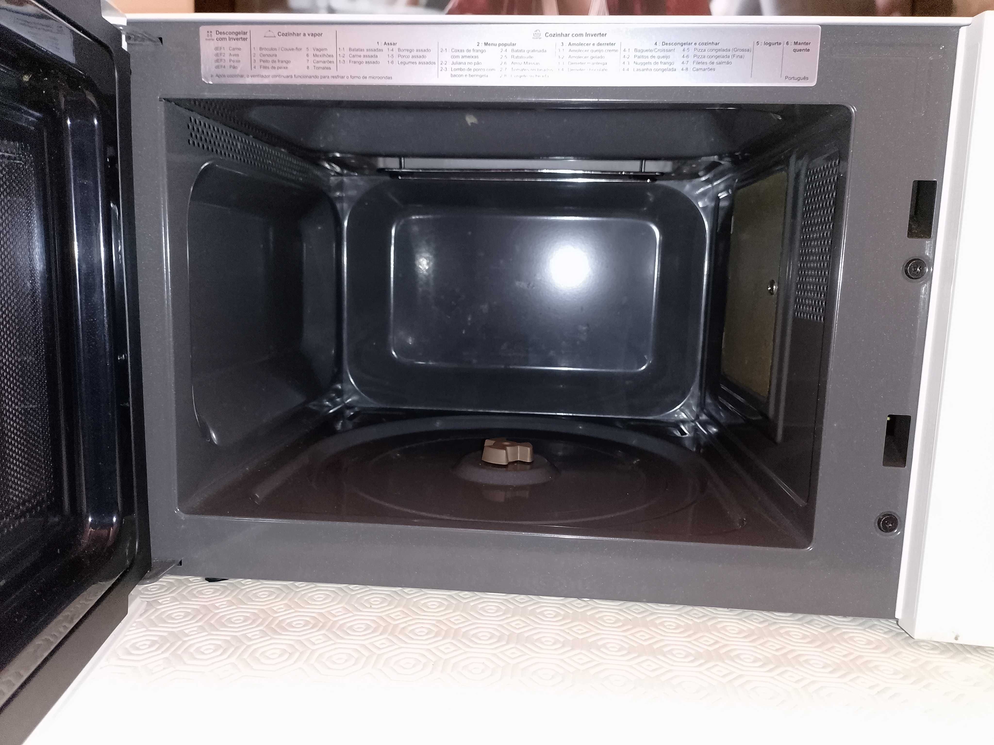 Microondas com grill LG