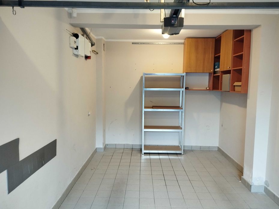 Garaż do wynajęcia ul Kleeberga 2