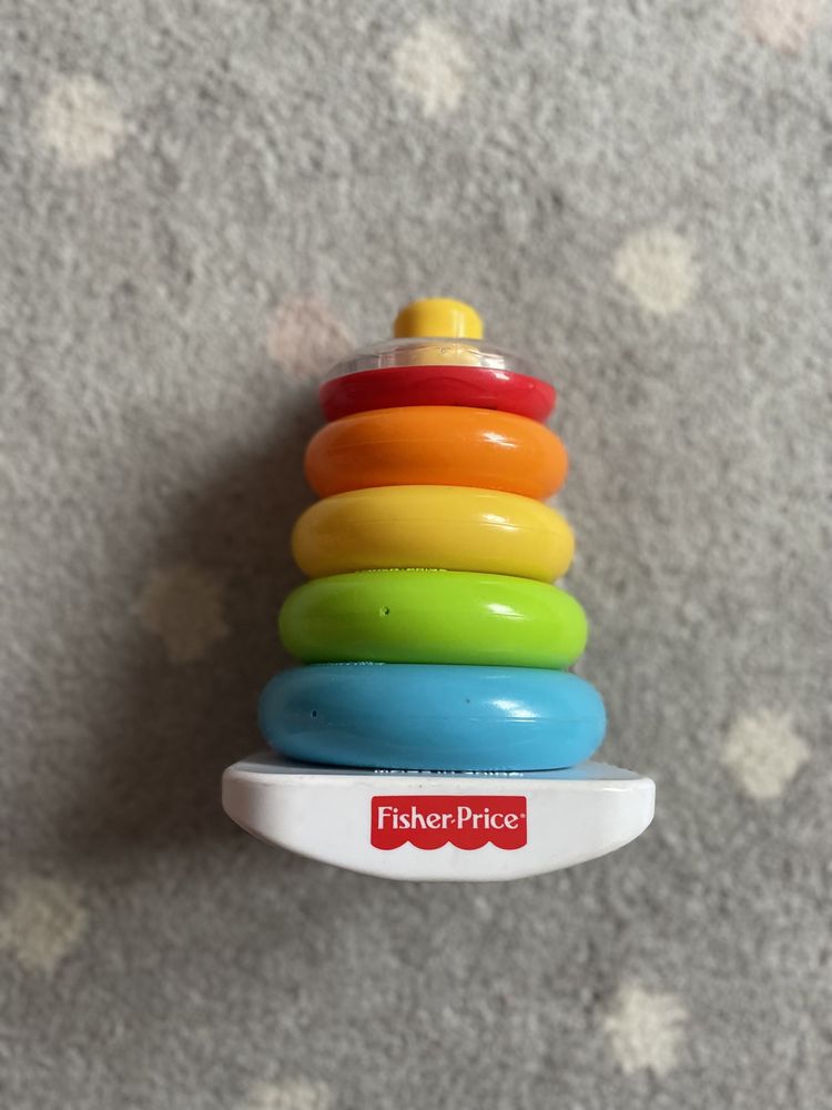 Kolorowa piramidka z kółek fisher price