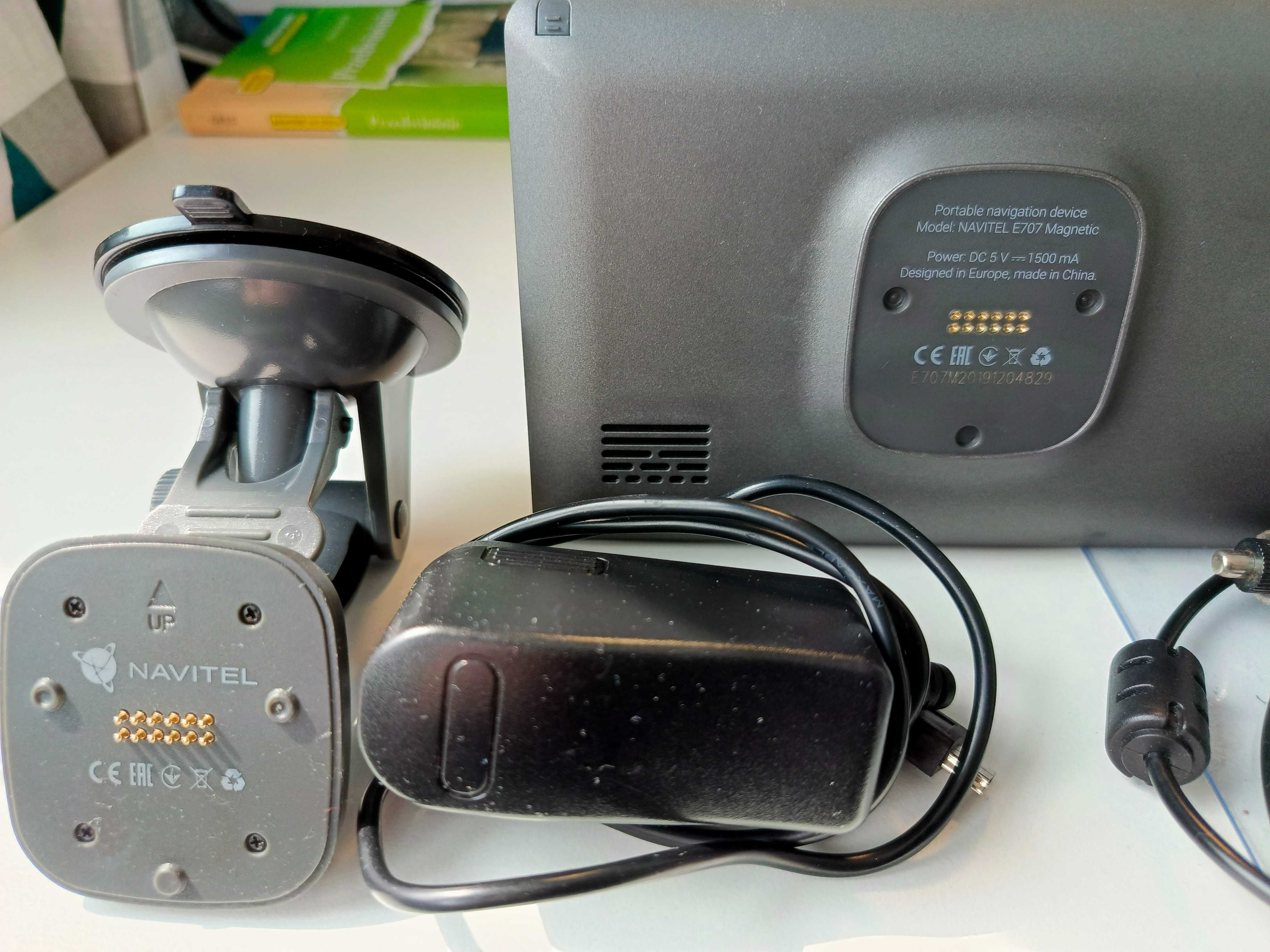 sprzedam nawigacje navitel E707 magnetic navigator st, bdb