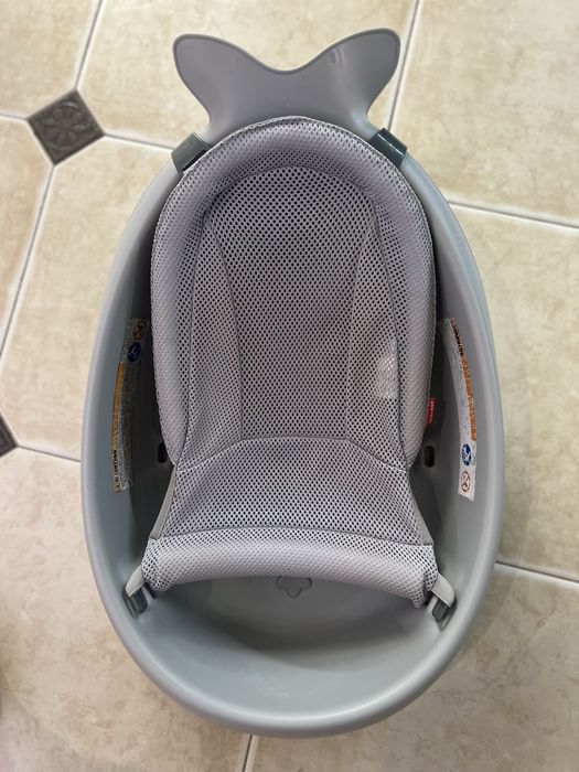 Детская ванночка Skip Hop Кит Моби Серая