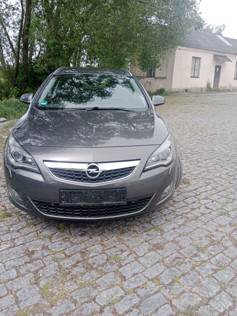 Opel astra j  2.0 diesel
