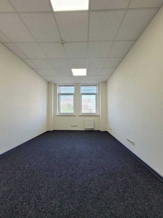 Офіс-поверх, центр Подолу, поруч метро Контрактова Площа