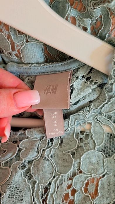 Koronkowa sukienka HM wesele komunia XXL 44