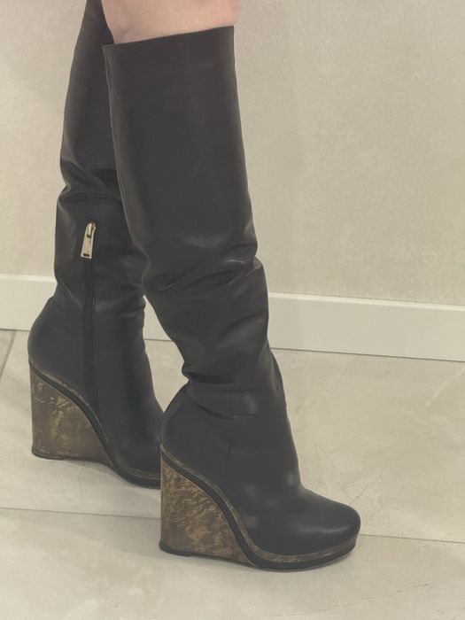 Сапоги ботфорди Італія