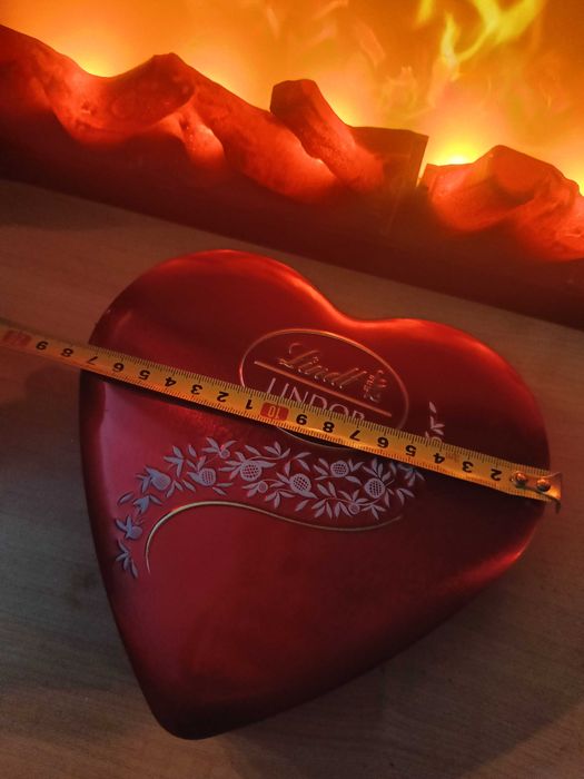 Pojemnik puszka serce