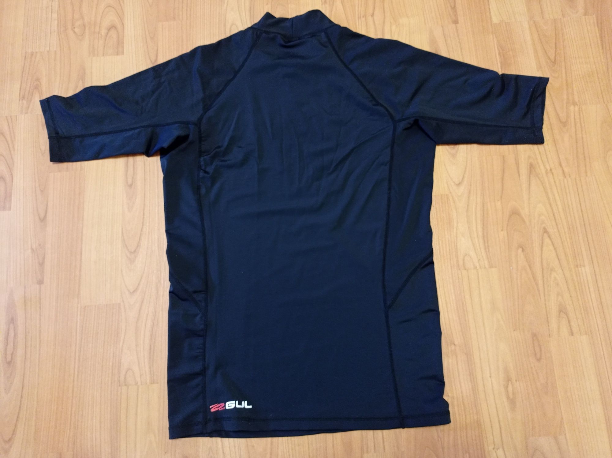 (М) Солнцезащитная футболка для водных видов спорта Gul upf-40+