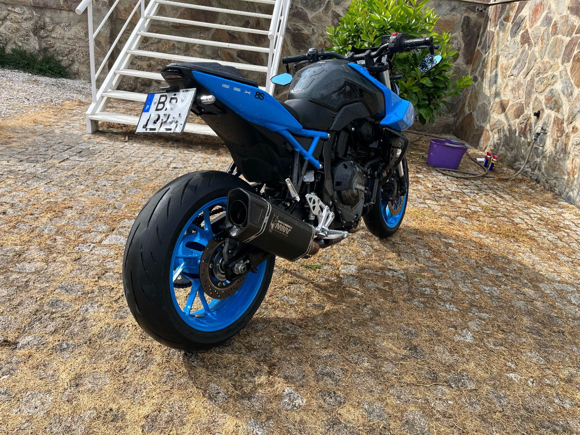 Suzuki Gsx8s Top