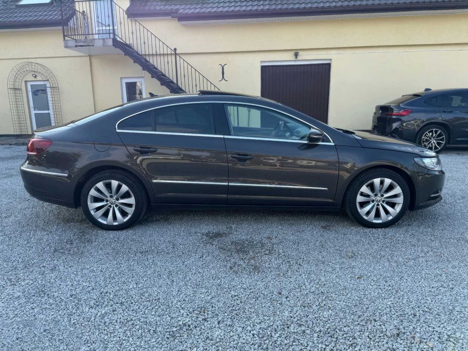 Volkswagen Passat CC      2015