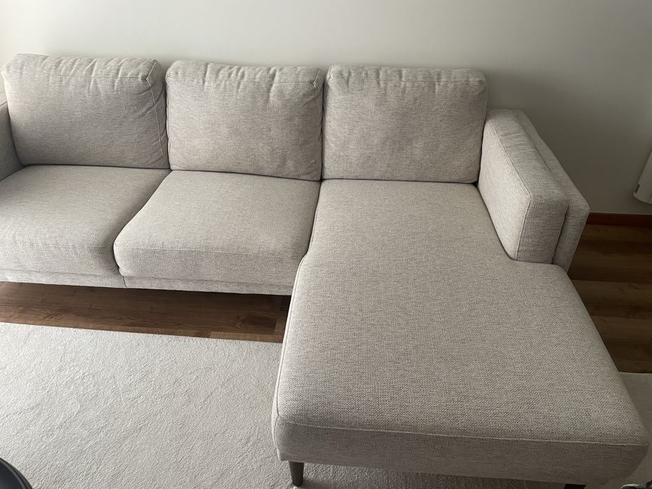 Sofa de 3 lugares com chaise longue Gato Preto