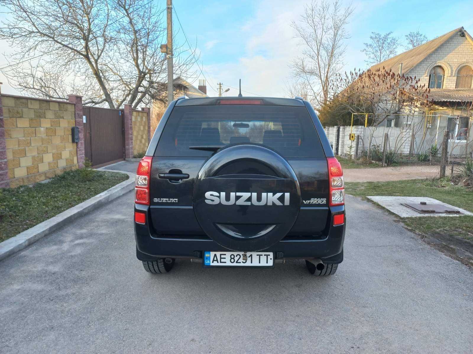 В ідеальному стані Suzuki Grand Vitara. Не битий. Не фарбований. ГАЗ