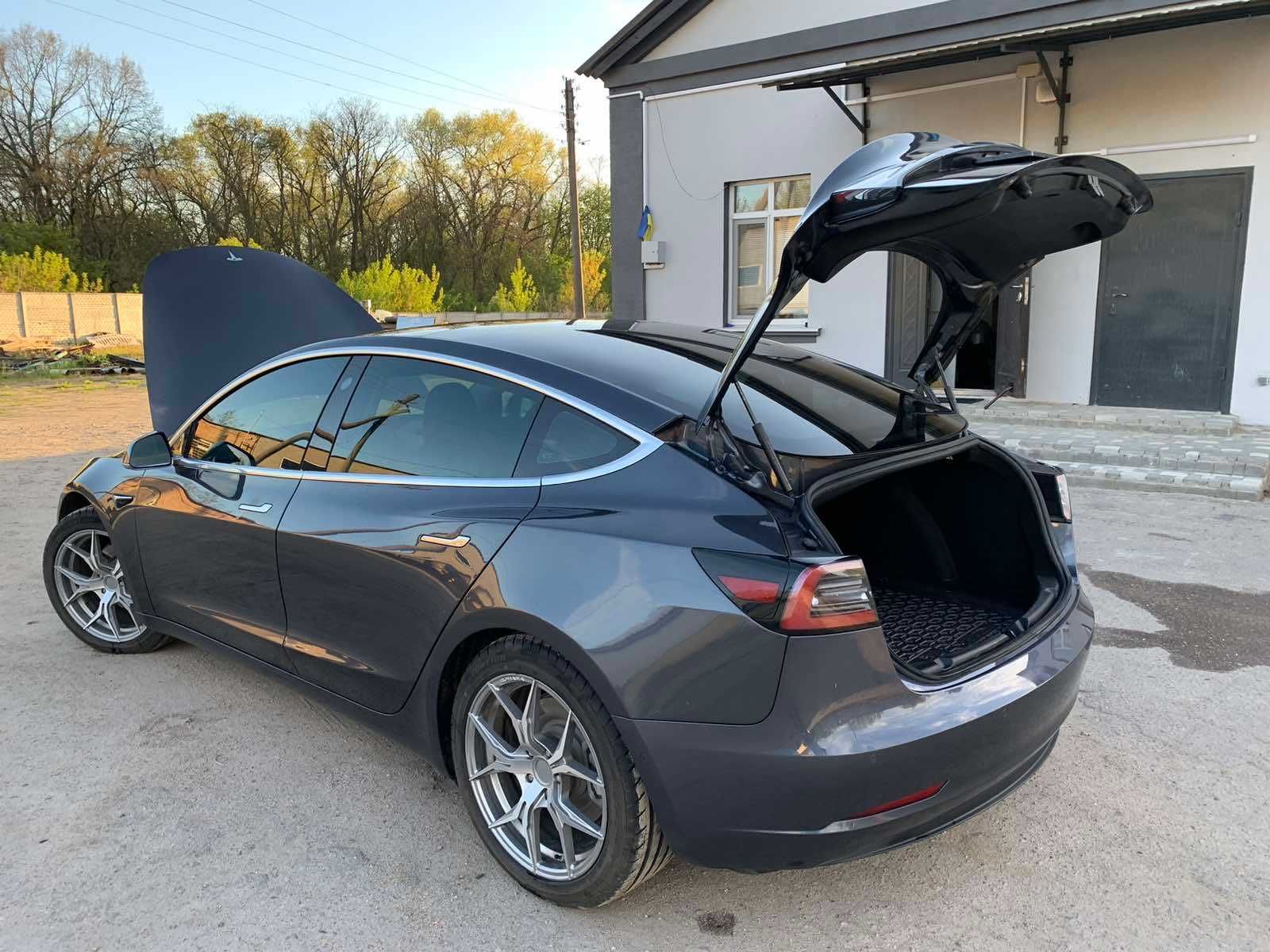 Tesla Model 3 2018  Long Range Battery AWD