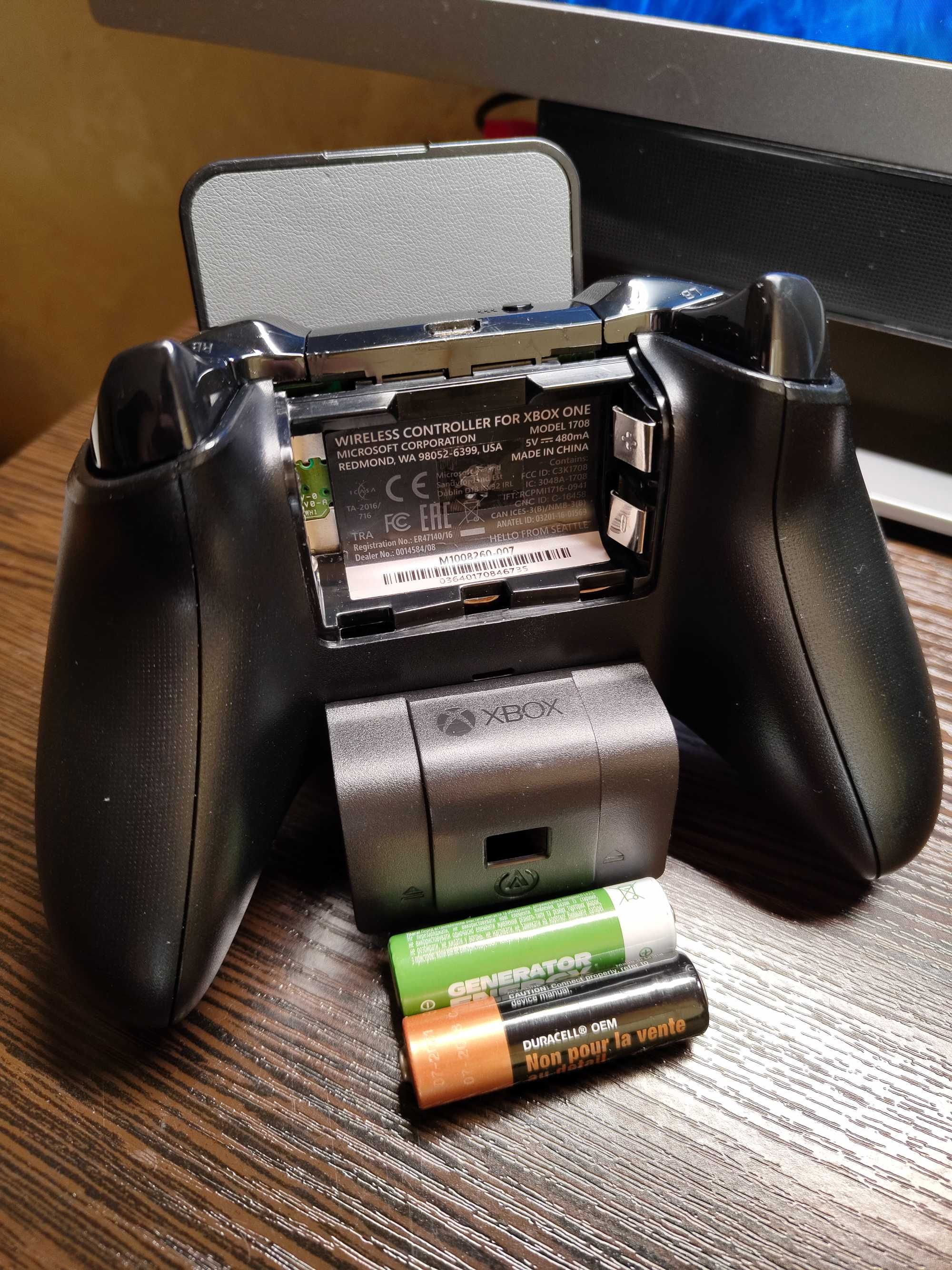 Геймпад Xbox One Model 1708