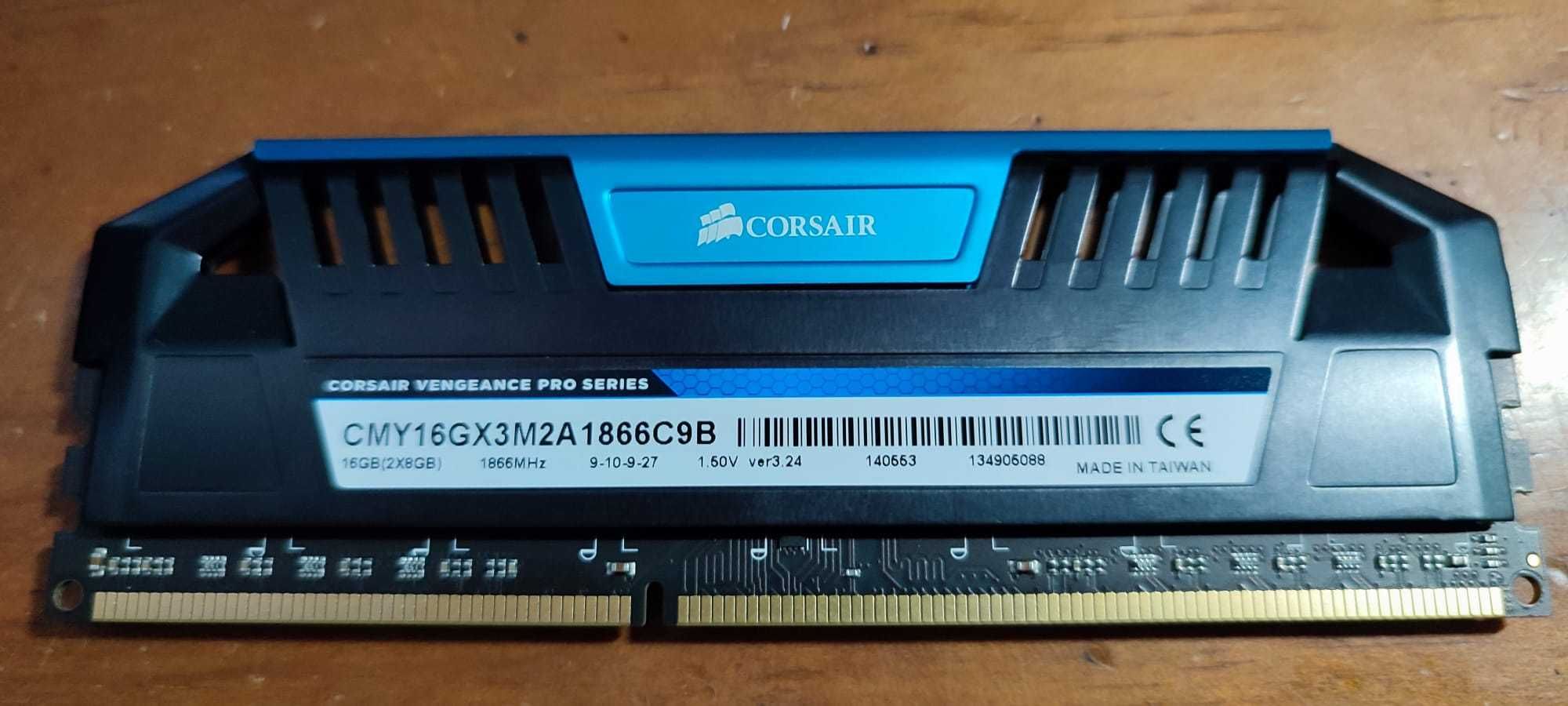 Corsair Vengeance Pro Series 8GB DDR3 | CL9 1866MHz |